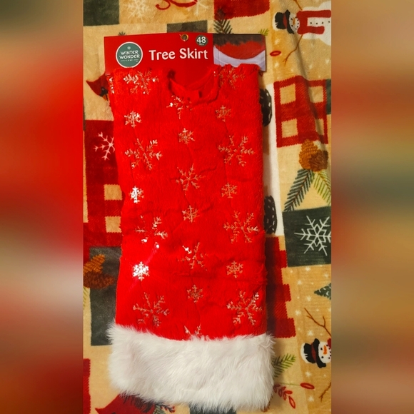 Christmas Tree Skirt 48 inch by Winter Wonder Lane - Picture 1 of 4